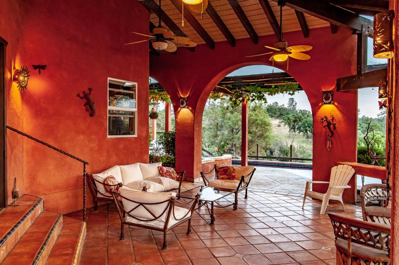 Posada Mariana Bed And Breakfast Catheys Valley Экстерьер фото